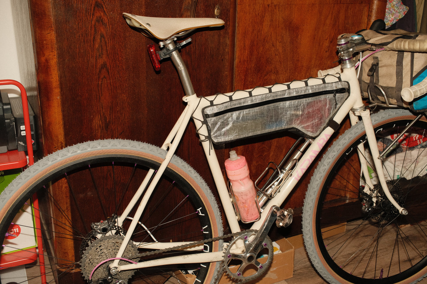 Custom half framebag